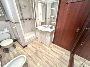 Photo 27- click for photo gallery